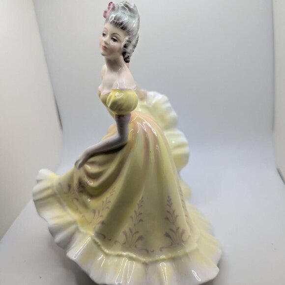 Royal Doulton Ninette Figurine HN 2379 - Picture 7 of 10